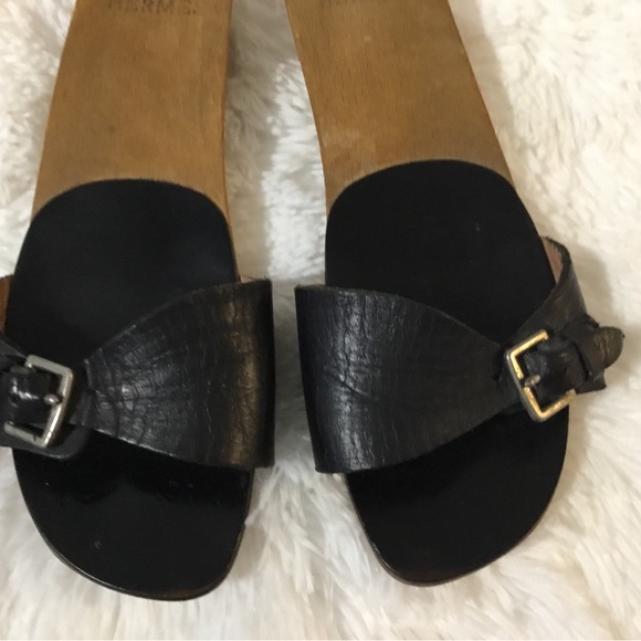 Hermes Black Leather Women's Sandals - Picture 5 of 11